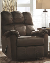 Load image into Gallery viewer, Foxfield Recliner
