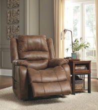 Load image into Gallery viewer, Yandel Power Lift Recliner
