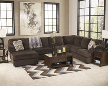 Load image into Gallery viewer, Jessa Place 3-Piece Sectional with Chaise
