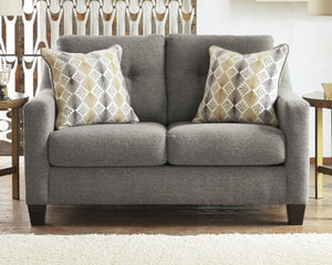 Daylon Loveseat
