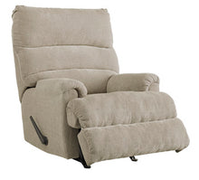 Load image into Gallery viewer, Man Fort Recliner
