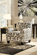 Load image into Gallery viewer, Levon Chair
