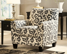 Load image into Gallery viewer, Levon Chair
