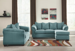 Darcy Signature Design Chofa 2-Piece Upholstery Package