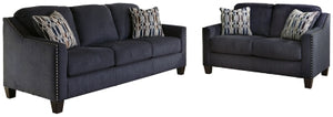 Creeal Heights Benchcraft Sofa 2-Piece Upholstery Package
