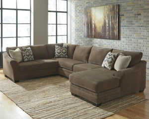 Justyna 3-Piece Sectional with Chaise