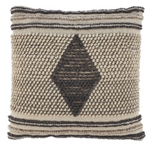 Load image into Gallery viewer, Ricker Pillow Set of 4
