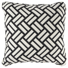Load image into Gallery viewer, Ayres Pillow Set of 4
