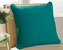 Load image into Gallery viewer, Jerold Pillow Set of 4
