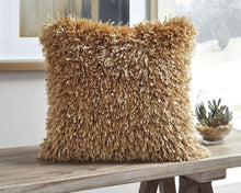 Load image into Gallery viewer, Jasmen Pillow Set of 4
