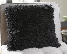 Load image into Gallery viewer, Jasmen Pillow
