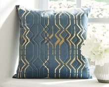 Load image into Gallery viewer, Caelyn Pillow
