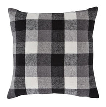 Load image into Gallery viewer, Carrigan Pillow Set of 4

