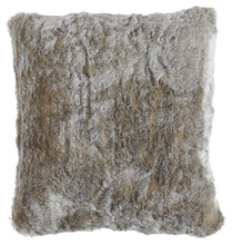 Load image into Gallery viewer, Raegan Pillow Set of 4
