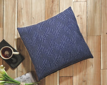 Load image into Gallery viewer, Dunford Pillow
