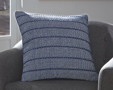Load image into Gallery viewer, Rabia Pillow
