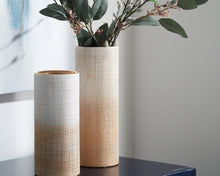 Load image into Gallery viewer, Dorotea Vase Set of 2
