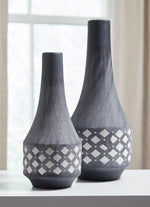 Load image into Gallery viewer, Dornitilla Vase Set of 2
