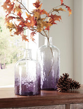 Load image into Gallery viewer, Maleah Vase Set of 2
