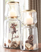 Load image into Gallery viewer, Artemis Candle Holder Set of 2
