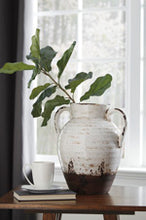 Load image into Gallery viewer, Dion Vase
