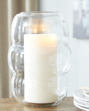 Load image into Gallery viewer, Mabon Vase
