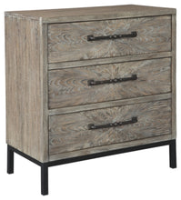 Load image into Gallery viewer, Cartersboro Accent Chest
