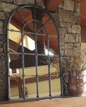 Load image into Gallery viewer, Oengus Accent Mirror

