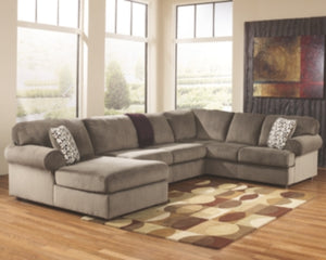 Jessa Place 3-Piece Sectional with Chaise