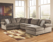 Load image into Gallery viewer, Jessa Place 3-Piece Sectional with Chaise
