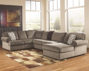 Jessa Place 3-Piece Sectional with Chaise