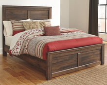 Load image into Gallery viewer, Quinden King Panel Bed
