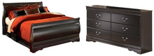 Load image into Gallery viewer, Huey Vineyard Signature Design Bed 4-Piece Bedroom Package
