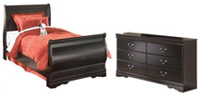 Load image into Gallery viewer, Huey Vineyard Signature Design Bed 4-Piece Bedroom Package
