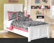 Load image into Gallery viewer, Bostwick Shoals Twin Panel Bed
