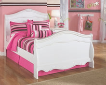 Load image into Gallery viewer, Exquisite Full Sleigh Bed
