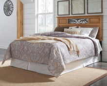 Load image into Gallery viewer, Bittersweet Signature Design Bed 5-Piece Bedroom Package
