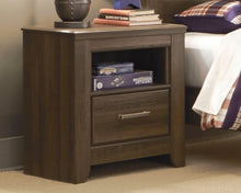 Load image into Gallery viewer, Juararo Nightstand
