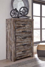 Load image into Gallery viewer, Lynnton Chest of Drawers
