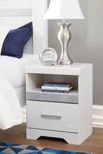 Load image into Gallery viewer, Jallory Nightstand
