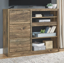 Load image into Gallery viewer, Rusthaven Media Chest
