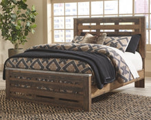 Load image into Gallery viewer, Chadbrook Queen Panel Footboard

