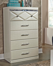 Load image into Gallery viewer, Dreamur Chest of Drawers
