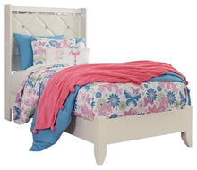 Load image into Gallery viewer, Dreamur Twin Panel Bed

