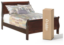Load image into Gallery viewer, Alisdair Signature Design Bed 4-Piece Bedroom Package
