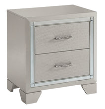 Load image into Gallery viewer, Lonnix Nightstand

