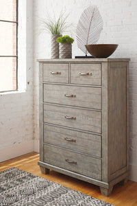 Naydell Chest of Drawers
