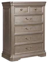 Load image into Gallery viewer, Birlanny Chest of Drawers
