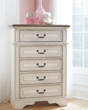Load image into Gallery viewer, Realyn Chest of Drawers
