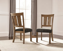 Load image into Gallery viewer, Tamilo Dining Room Chair

